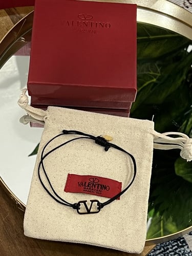 اساور VALENTINO ذهبي