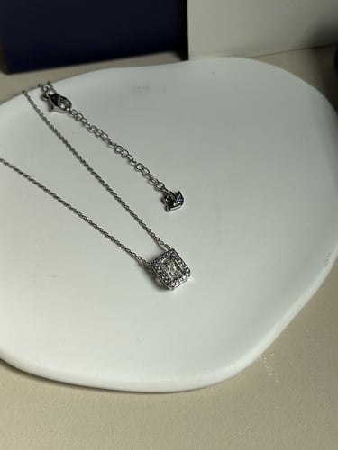 سلسال سوارفيسكي (ميلينا ) فضي