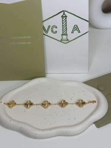 إسوارة Van cleef ذهبي - كبير