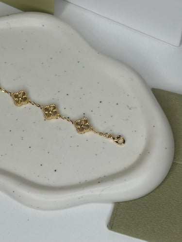 إسوارة Van cleef ذهبي -صغير