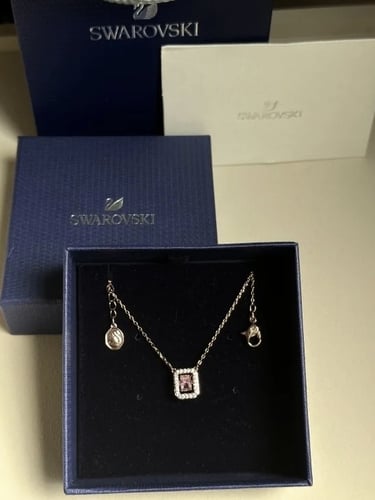 سلسال سوارفيسكي قولد روز