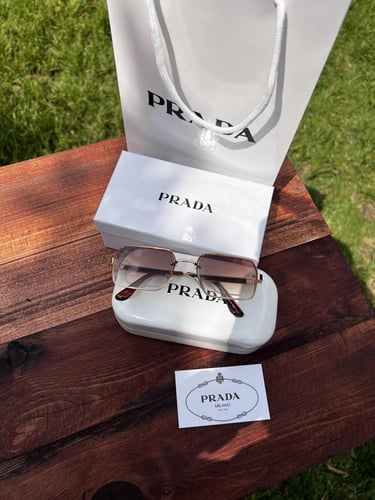نظارة PRADA ذهبي عدسة بني