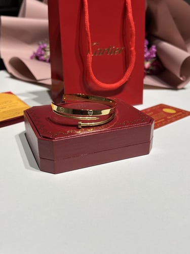 إسوارة carter ذهبي