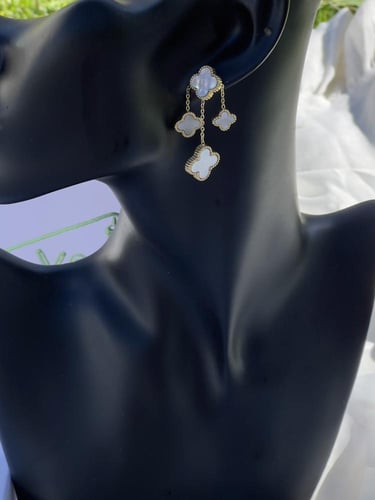 حلق Van cleef الأكثر طلباً