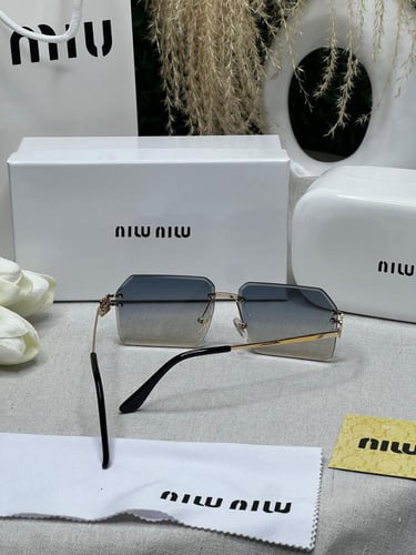 نظارة - MIU MIU
