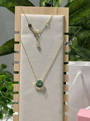 سلسال سوارفيسكي ذهبي كريستالة