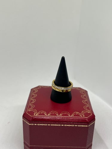 خاتم carter الذهبي