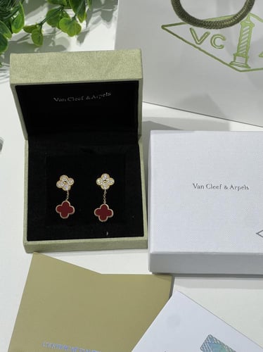 حلق Van cleef عودي
