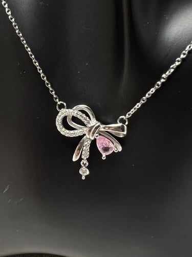 سلسال باندورا PANDORA وردي مع كرستال