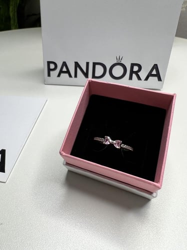 خاتم باندورا PANDORA فضي كرستالة وردي فضة عيار 925