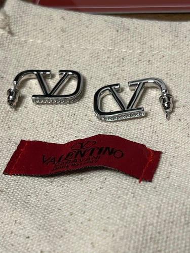 حلق VALENTINO فضي