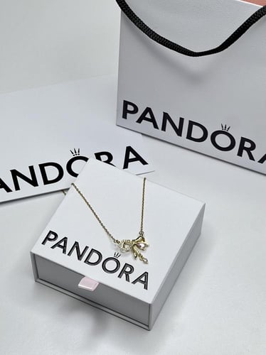 سلسال باندورا PANDORA ذهبي - وردي مع كرستال