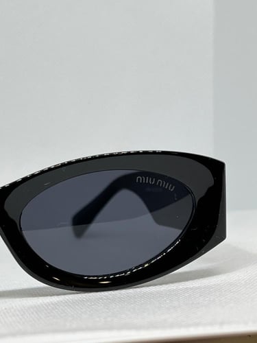 نظارة MIU MIU - اطار اسود- عدسه اسود