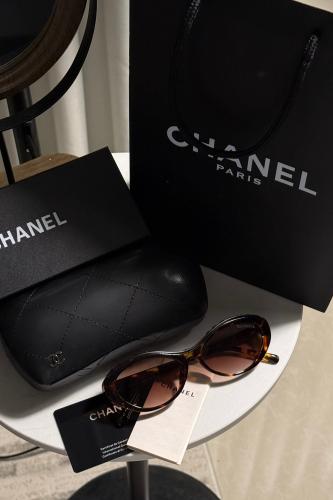 نظارة CHANEL تيقر