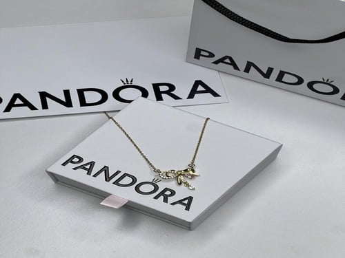 سلسال باندورا PANDORA ذهبي - وردي مع كرستال