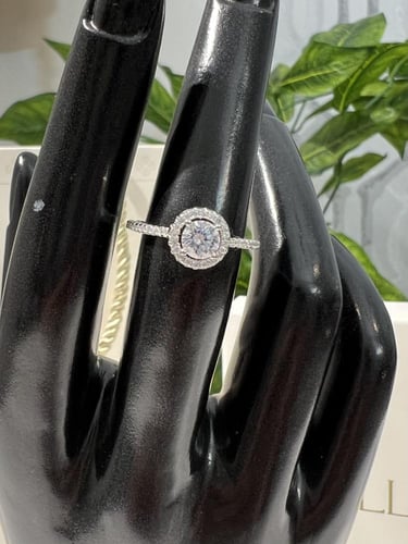 خاتم فضة عيار 925 لون فضي