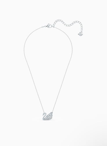 سلسال سوارفيسكي فضي كريستالة