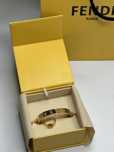 أسوارة فندي معدن ذهبي