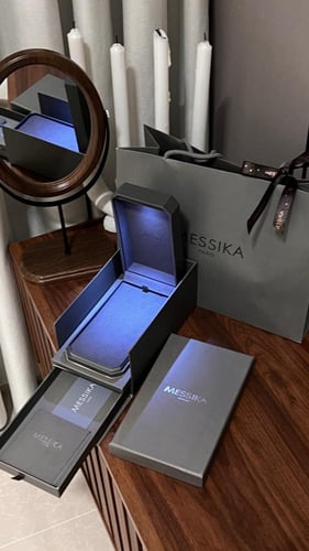 سلسال مع حلق MESSIKA معدن ذهبي