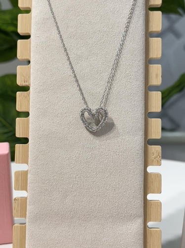 سلسال سوارفيسكي فضي كريستالة