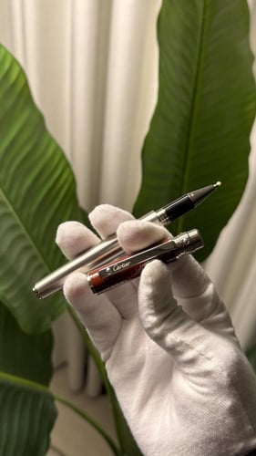 قلم حبر من مجموعة سانتوس دو كارتيه