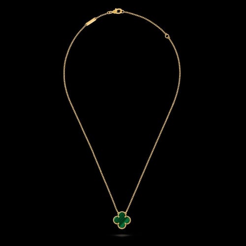 سلسال Van cleef المميز مع حلق