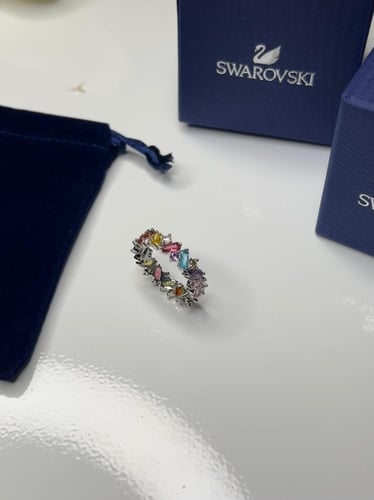 خاتم سوارفيسكي ملون