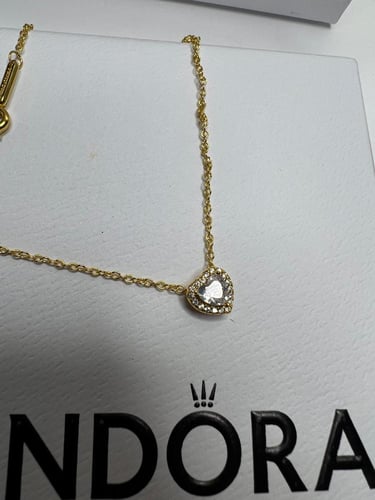 سلسال باندورا PANDORA قلب ذهبي