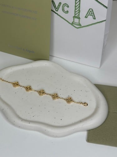 إسوارة Van cleef ذهبي -صغير