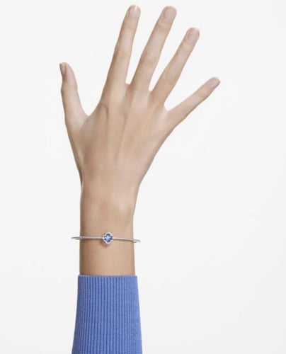 اسوارة سوارفيسكي فضي كرستالة زرقاء