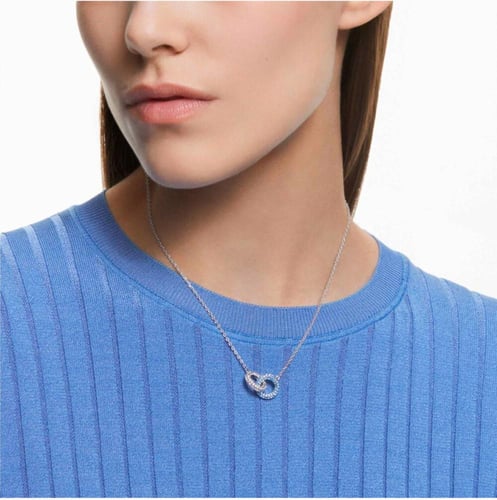 سلسال سوارفيسكي فضي كريستالة