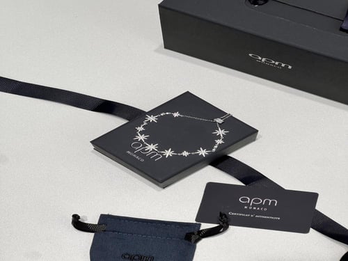 إسوارة apm فضي نجوم