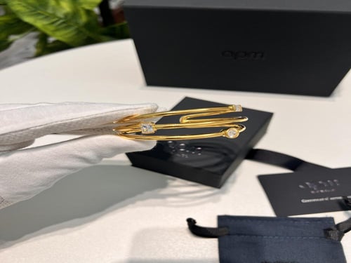 إسوارة apm ذهبي