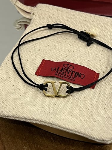 اساور VALENTINO ذهبي