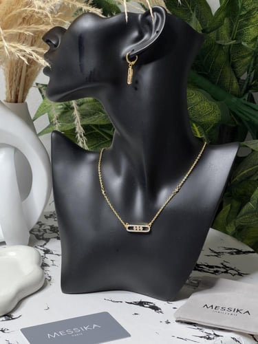 سلسال+ حلق MESSIKA معدن ذهبي