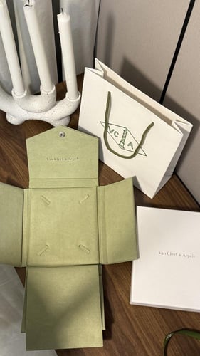 جميع ملحقات Van Cleef الماستر كواليتي