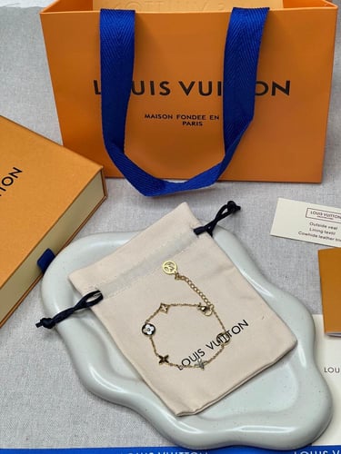 إسوارة LOUIS VUITTON معدن ذهبي
