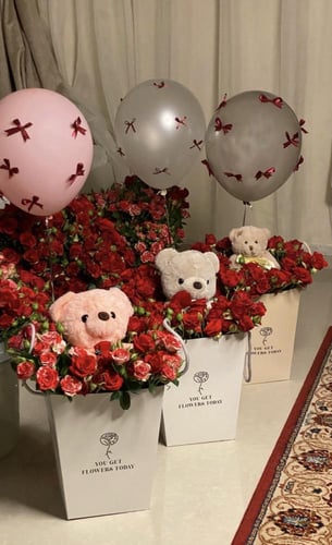 تنسيق ورد طبيعي - صناعي حسب الطلب