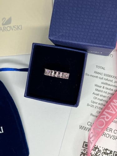 خاتم سوارفيسكي -فص وردي