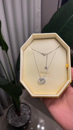 سلسال سوارفيسكي فضي كريستالة