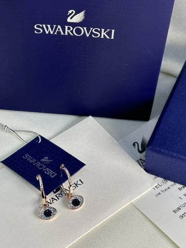 اقراط سوارفيسكي