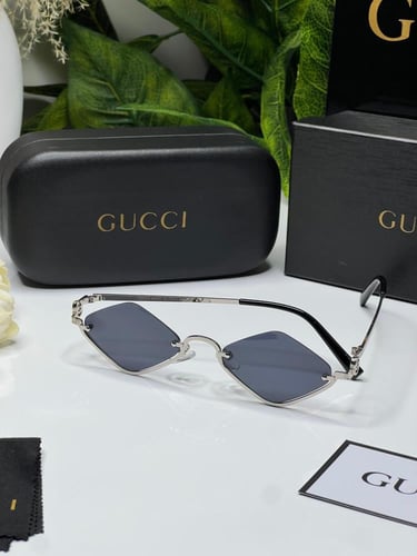 نظارة -GUCCI أطار فضي - عدسه اسود