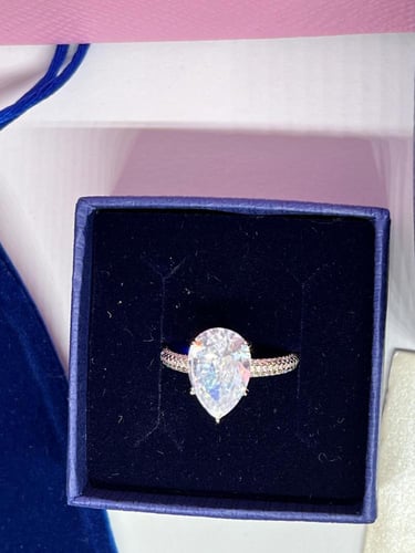 خاتم سوارفيسكي -فص فضي