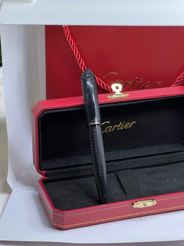 قلم حبر من مجموعة سانتوس دو كارتيه