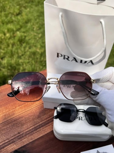 نظارة PRADA لونين