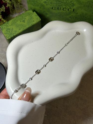 اسوارة GUCCI فضي