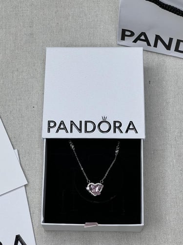 سلسال باندورا PANDORA قلب وردي مع كرستال