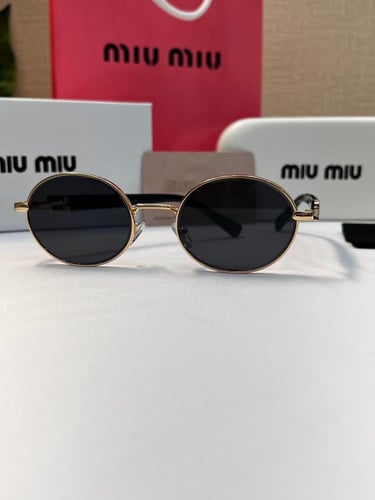 نظارة miu miu إطار أسود - عدسة أسود