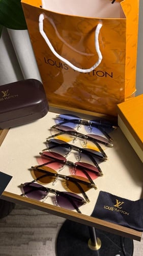 نظارة LOUIS VUITTON