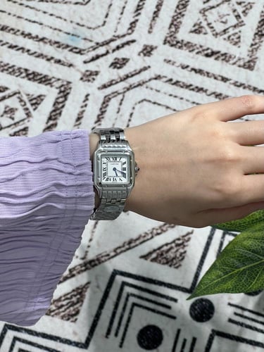 ساعة كارتيه بانثر نسائي